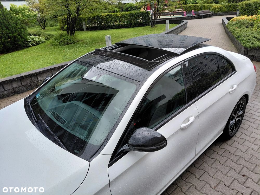 Mercedes-Benz Klasa E 220 d 9G-TRONIC - 14