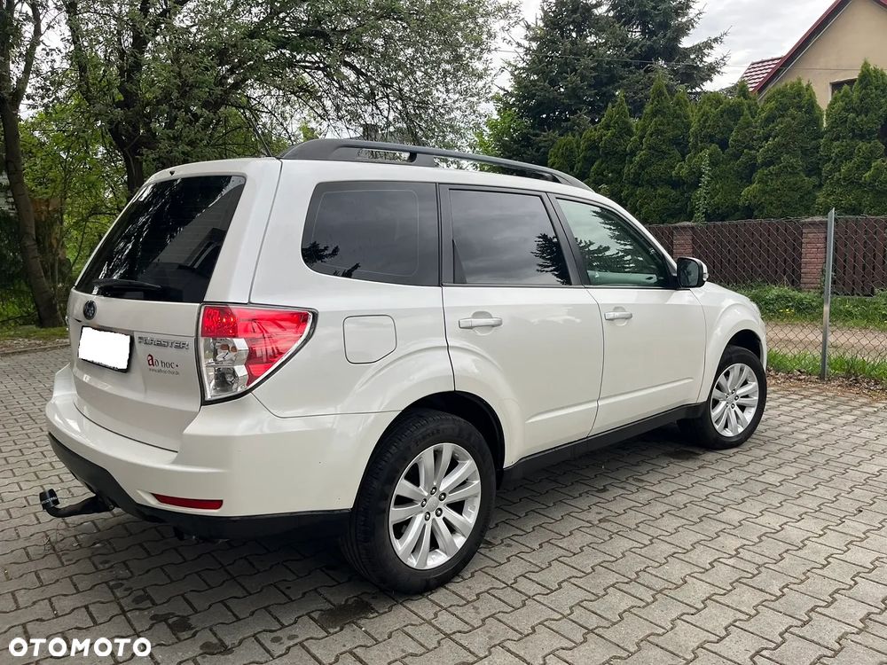Subaru Forester 2.0i Exclusive - 32