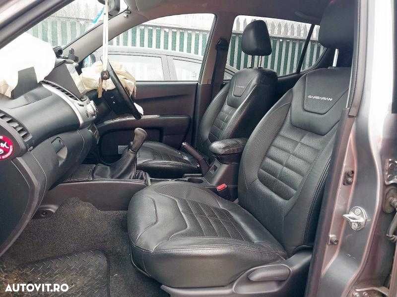 Dezmembrez Mitsubishi L200 2.5 Diesel 2015 - 5