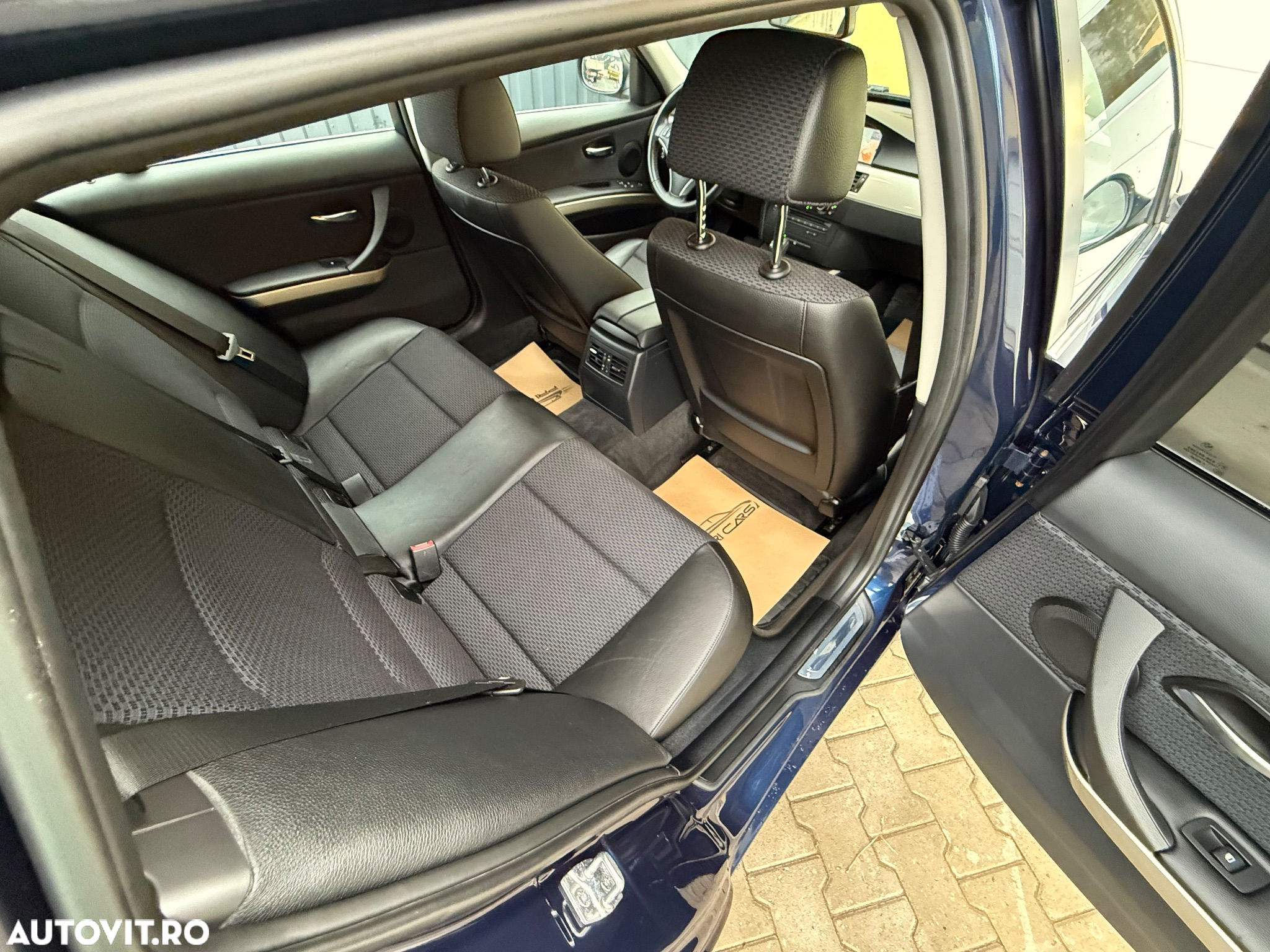 BMW Seria 3 320d Touring xDrive Aut. - 7