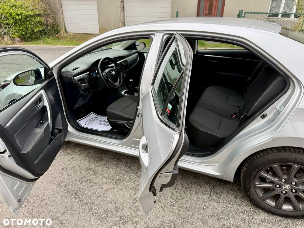 Toyota Corolla 1.6 Premium - 10