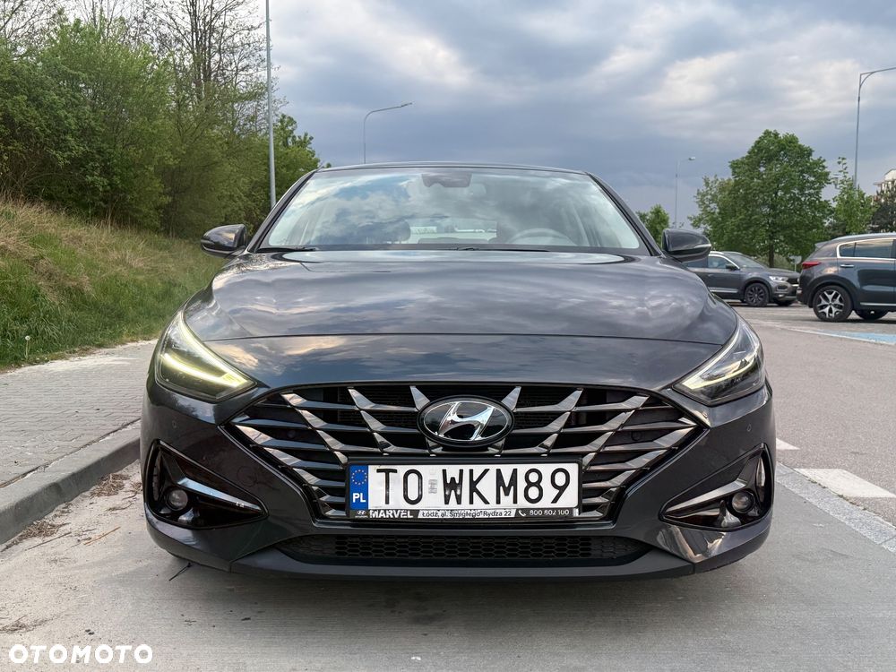 Hyundai i30 1.5 T-GDI 48V Executive DCT - 11