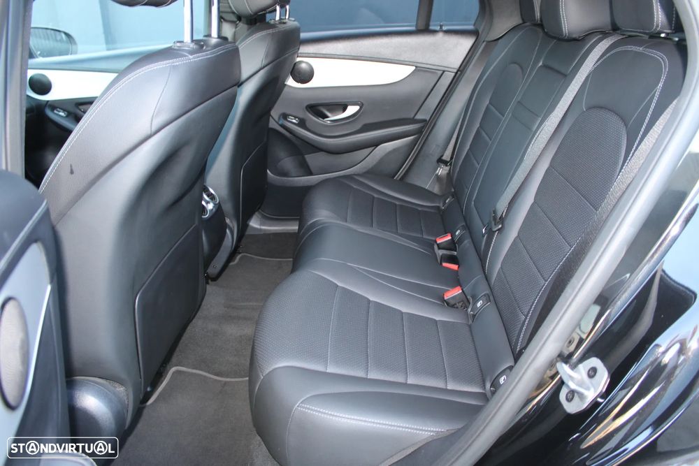 Mercedes-Benz GLC 300 de Coupé 4Matic - 16