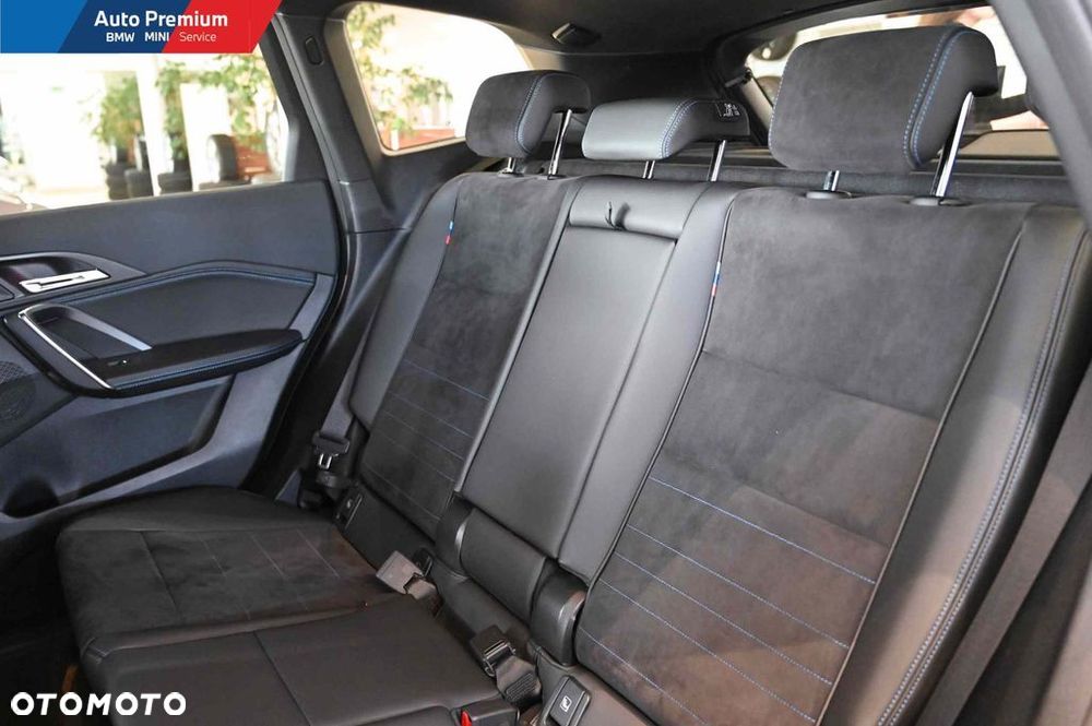 BMW X1 xDrive23d mHEV - 16