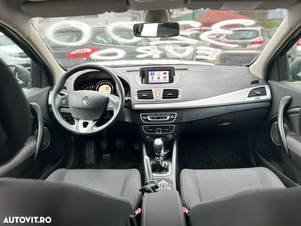 Renault Megane TCe 130 Dynamique - 6