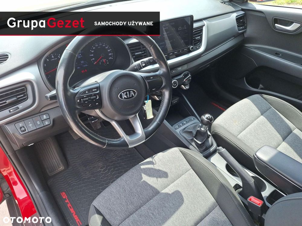 Kia Stonic - 9