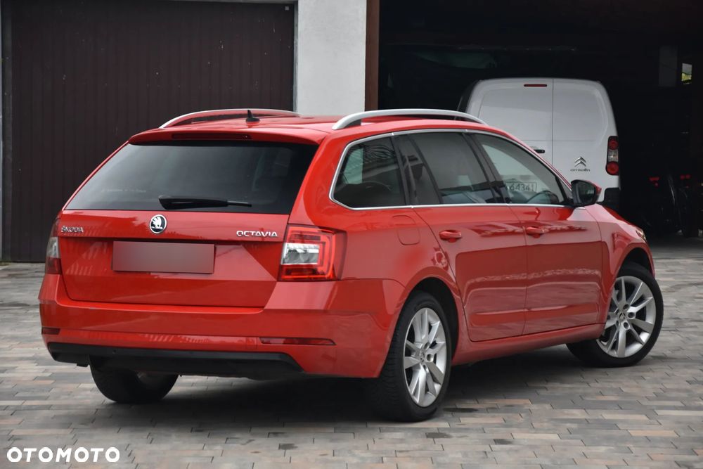 Skoda Octavia 1.5 TSI ACT Style DSG - 10