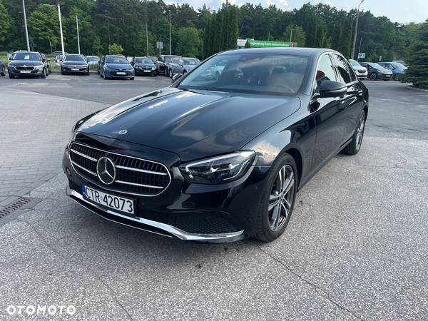 Mercedes-Benz Klasa E 220 d 4-Matic Business Edition 9G-TRONIC