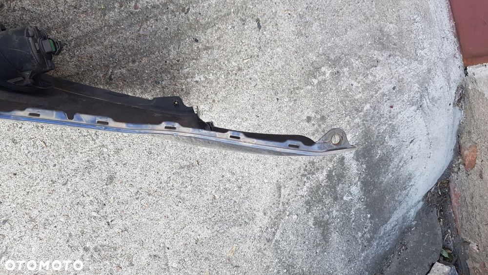 TOYOTA AVENSIS T27 09-12 8S6 ZDERZAK PRZÓD - 9