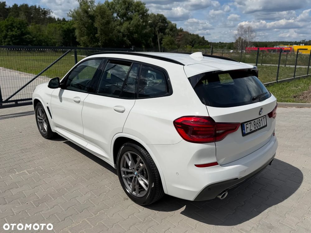 BMW X3 xDrive20d mHEV - 11