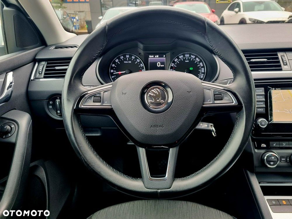 Skoda Octavia 1.6 TDI Active DSG - 18