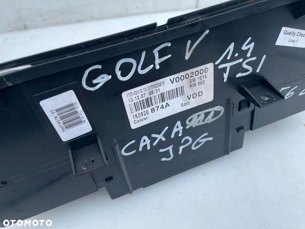 Licznik zegary vw Golf V 1.4 TSI 1K0920874A - 3