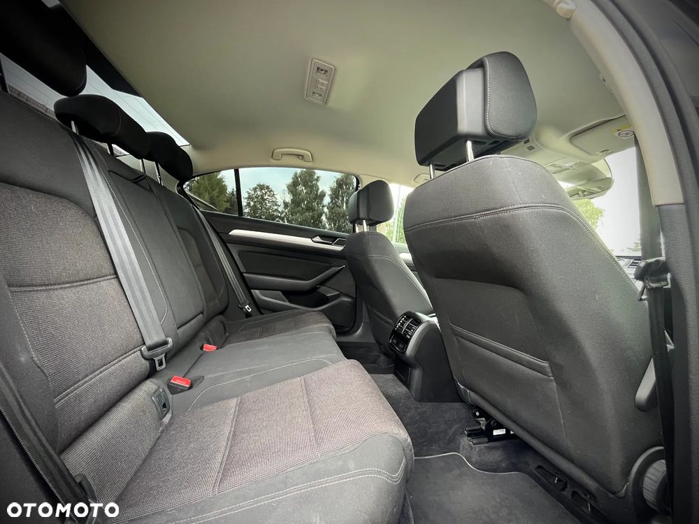 Volkswagen Passat 2.0 TDI BMT Comfortline - 9