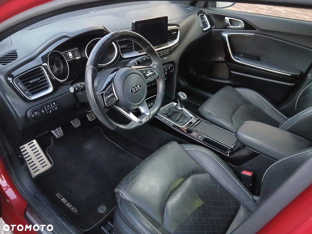 Kia ProCeed 1.4 T-GDI GT Line - 8
