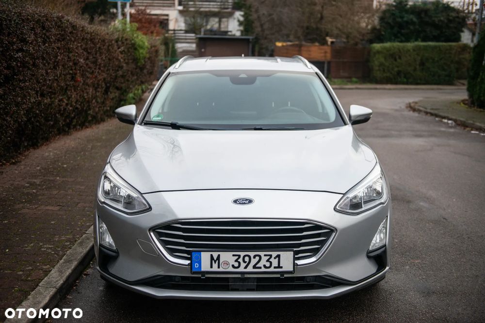 Ford Focus 1.5 EcoBlue Start-Stopp-System TITANIUM - 9