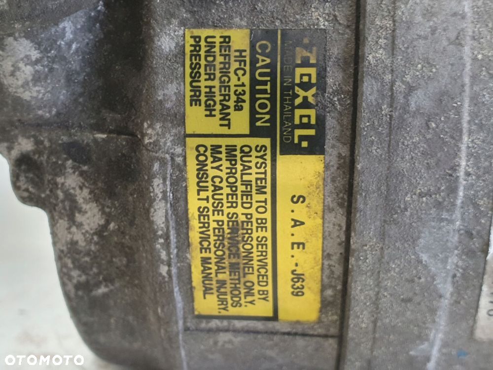 SPRĘŻARKA KLIMATYZACJI Volvo S40 II V50 2.5 T _ pompa 30780330 - 9