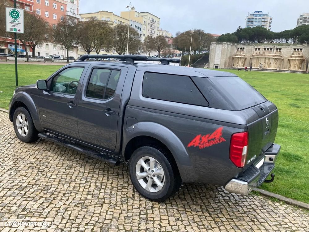 Nissan Navara 2.5 dCi CD LE Hi-Tech 4WD - 12