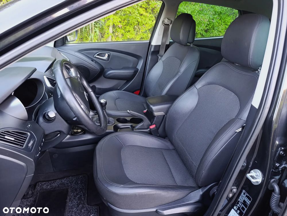 Hyundai ix35 2.0 4WD Premium - 30
