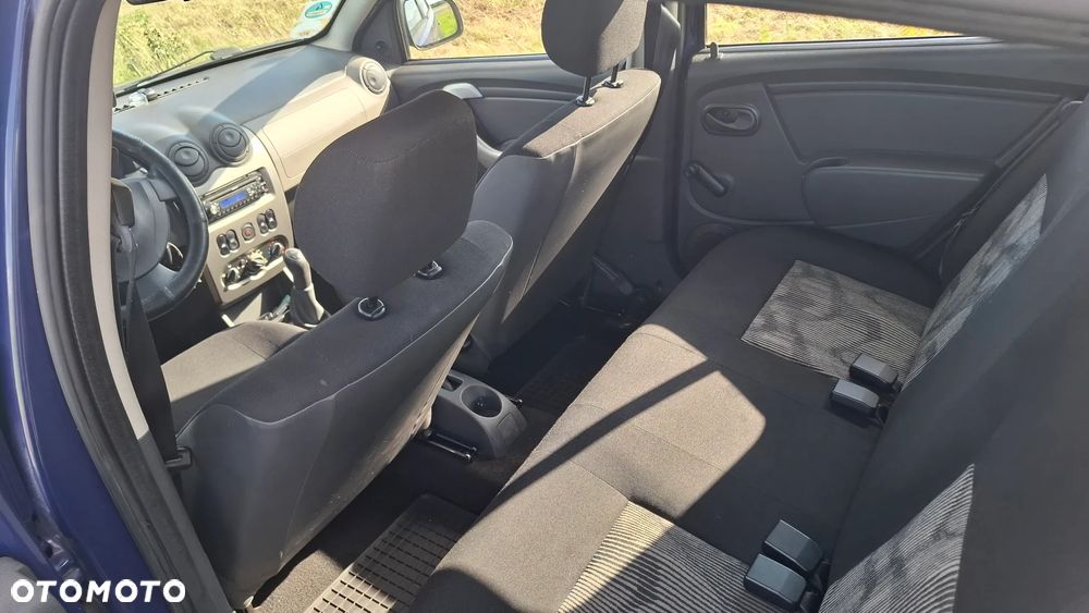 Dacia Sandero 1.2 16V Ambiance - 23