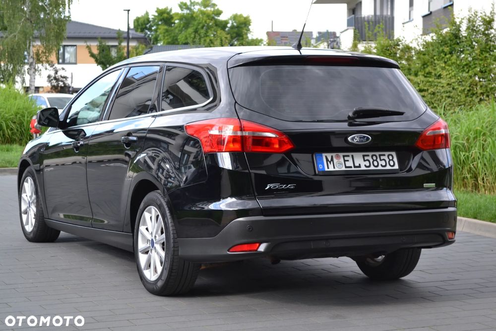 Ford Focus 1.0 EcoBoost Start-Stopp-System TITANIUM STYLE - 12