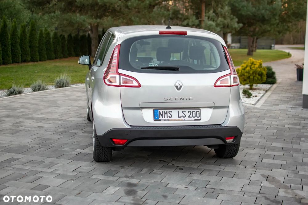 Renault Scenic - 24