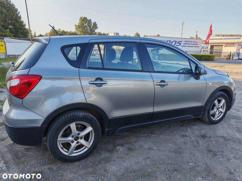 Suzuki SX4 S-Cross 1.6 VVT 4x2 Comfort - 12