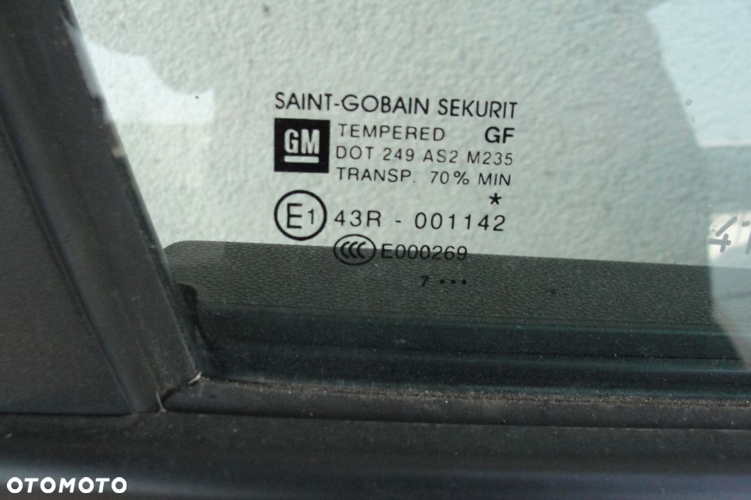 DRZWI PRAWY PRZÓD OPEL CORSA D  5 DRZWI - 5