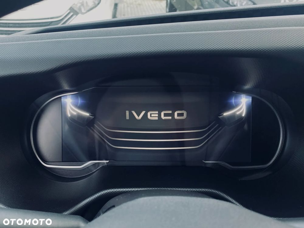 Iveco Daily 35S18HA8 V 3.0 Diesel 180KM AT8 Furgon Brygadowy L4H2 - 6