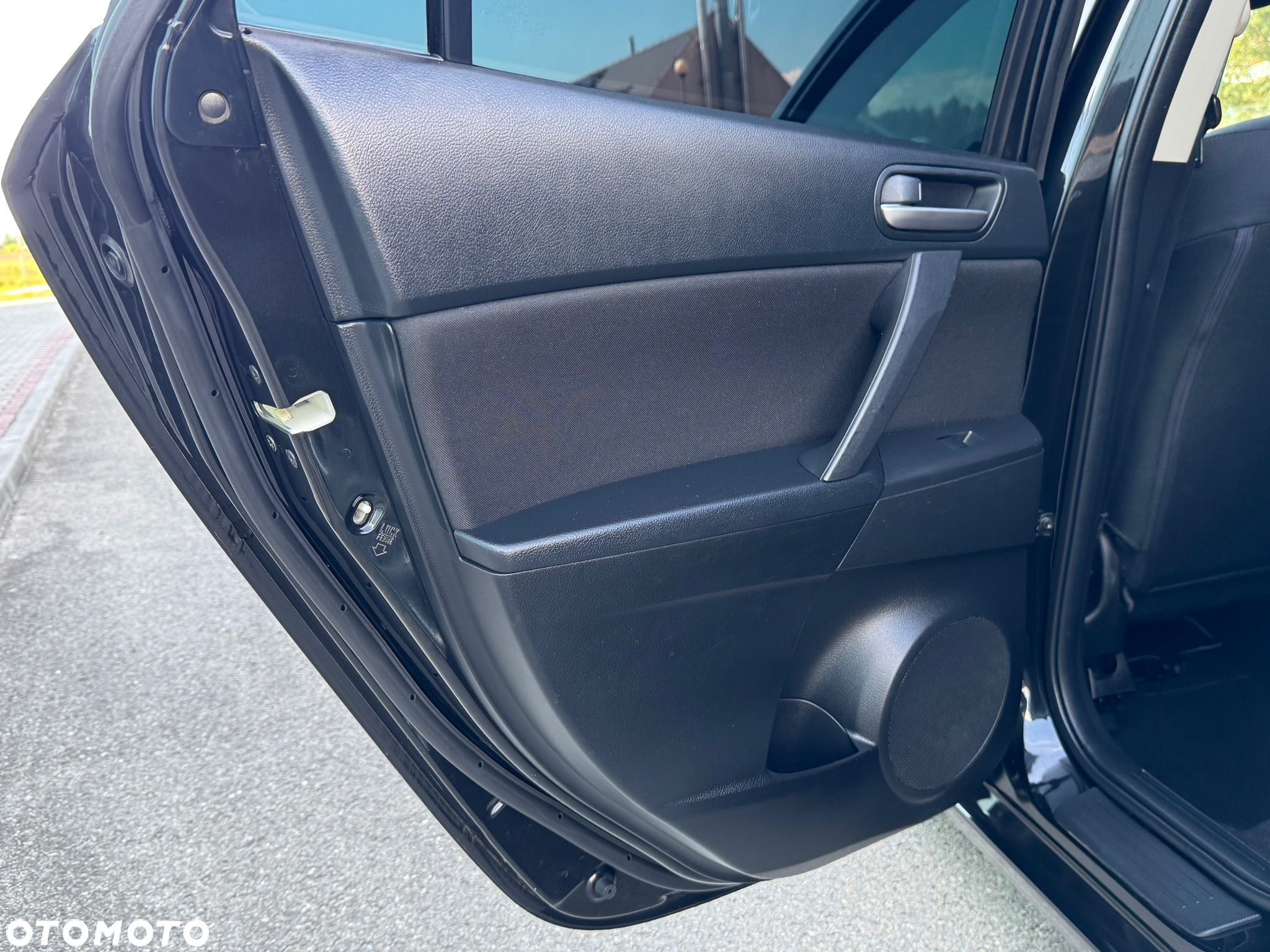 Mazda 3 1.6 Exclusive + - 38