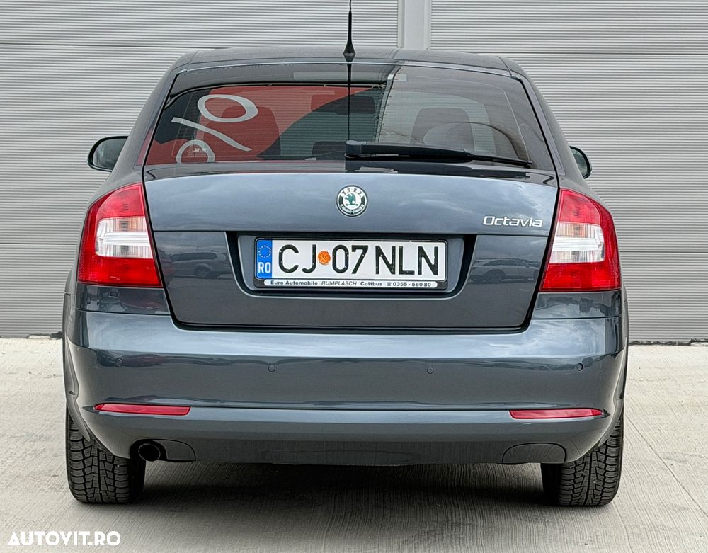 Skoda Octavia 1.6 TDI DPF DSG Elegance - 11