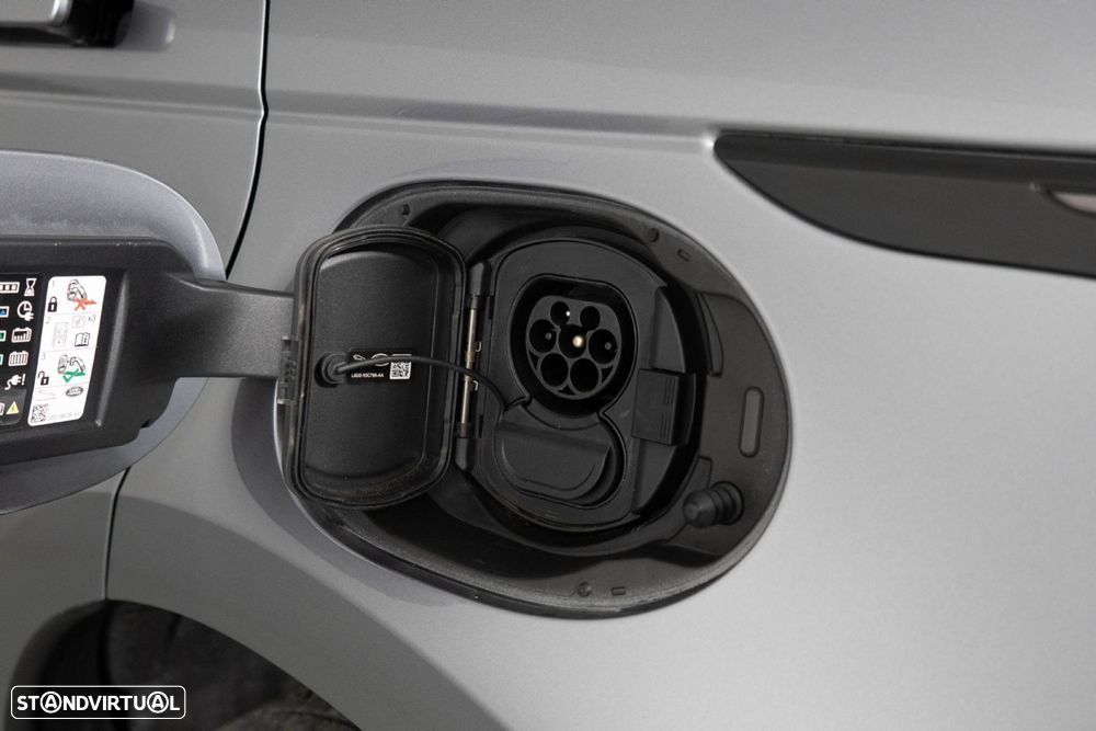 Land Rover Range Rover Evoque 1.5 P300e AWD Auto - 17