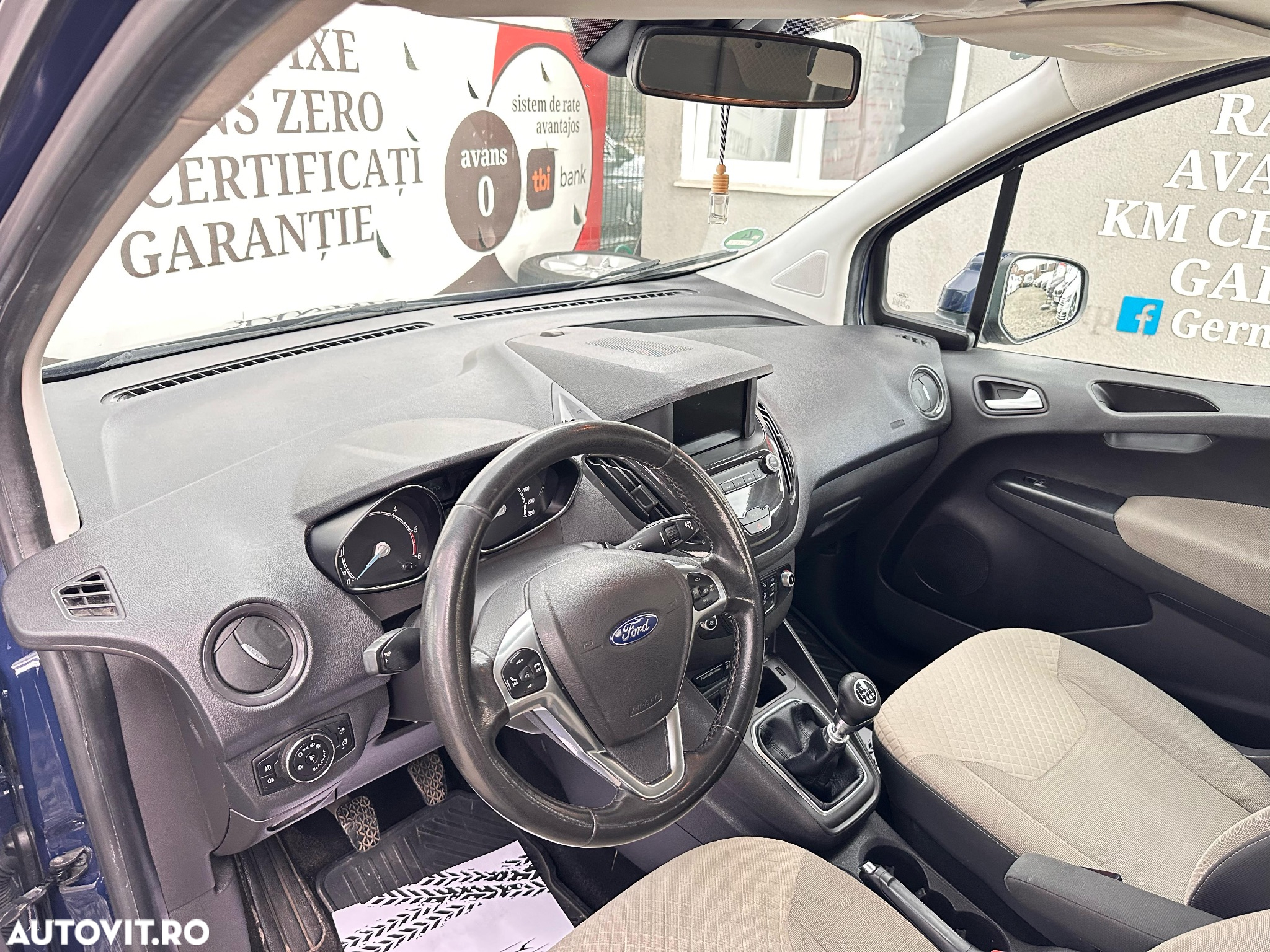 Ford Tourneo Courier - 9