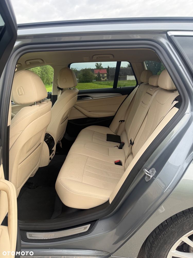 BMW Seria 5 530i mHEV Luxury Line - 17