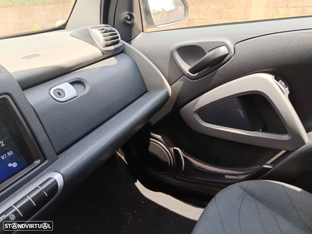 Smart ForTwo Coupé cdi softouch black&white limited dpf - 7