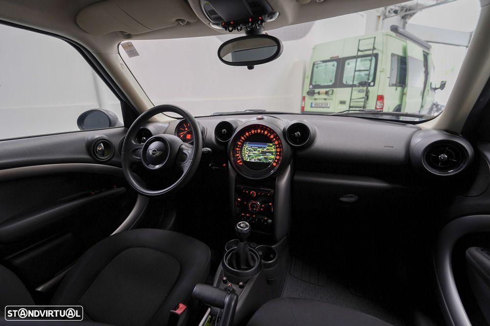 MINI Countryman One D - 2