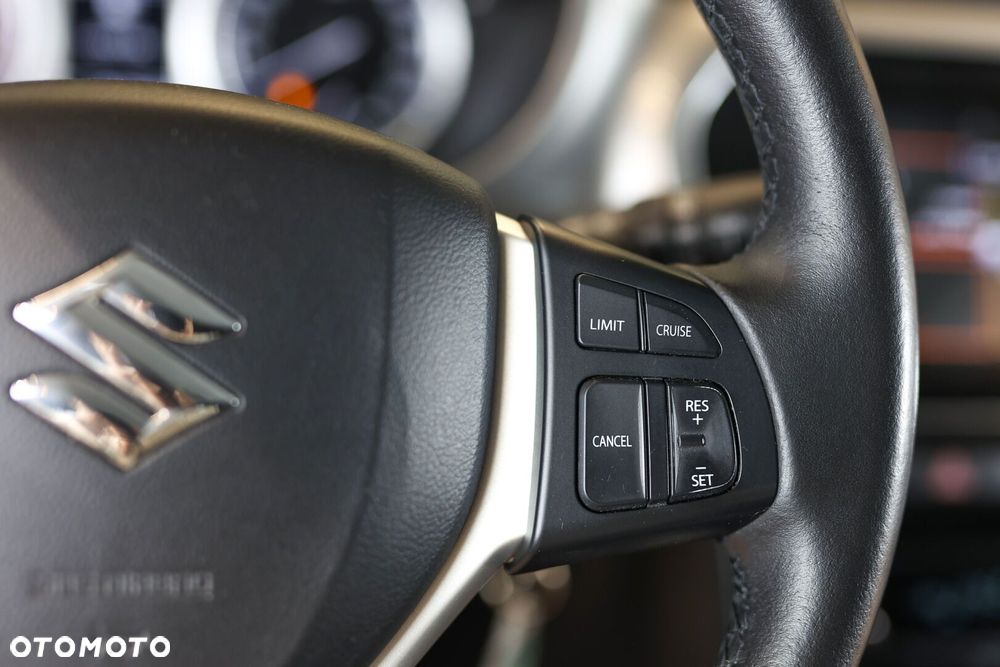 Suzuki Vitara 1.6 Comfort 2WD - 33
