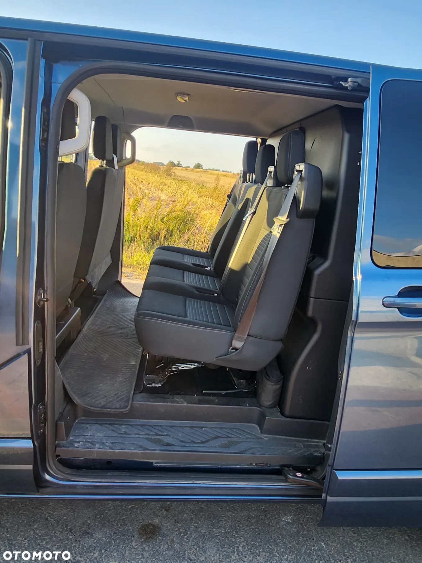 Ford Transit Custom 310 L2H1 Limited - 11