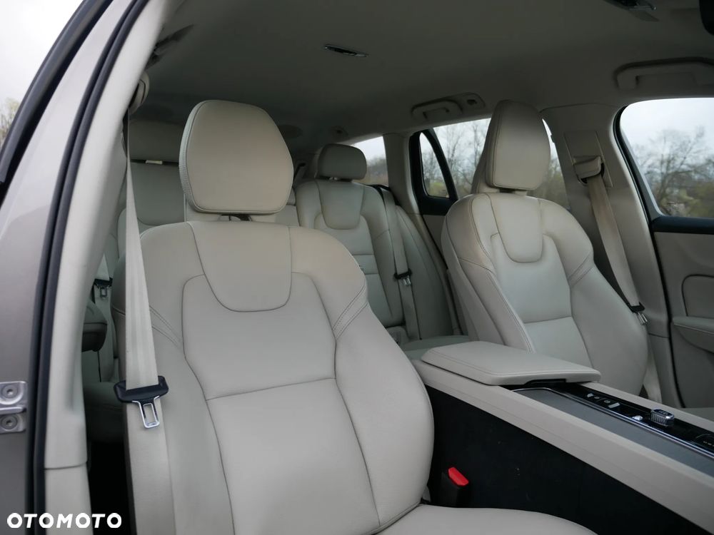 Volvo V60 B5 B AWD Inscription - 13