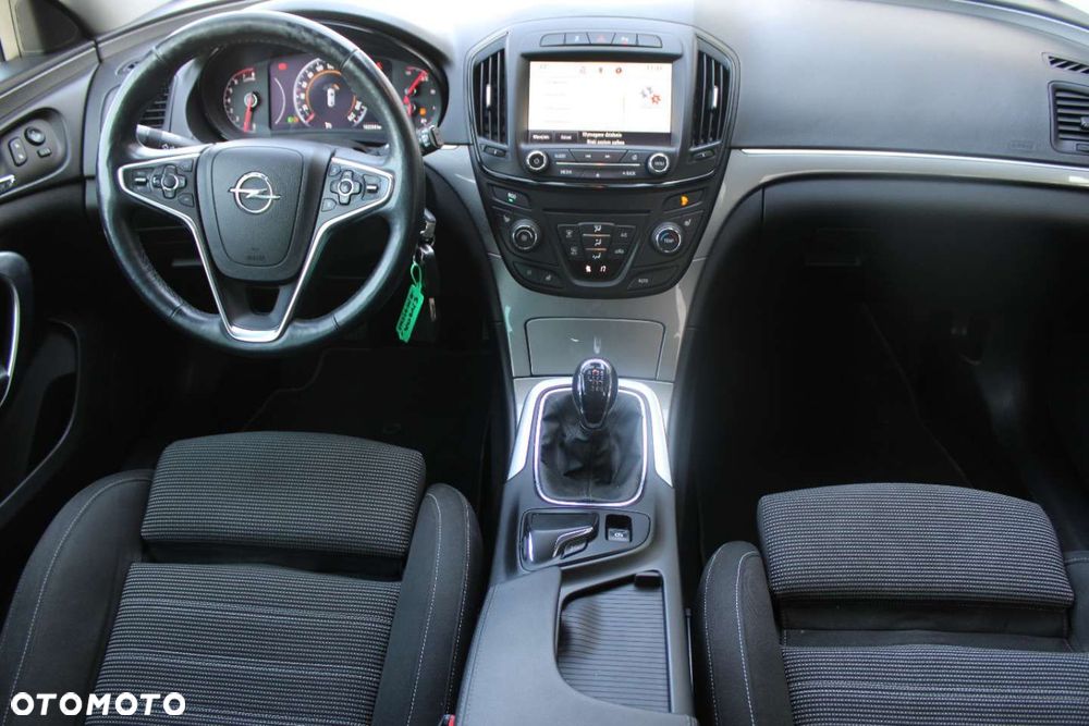 Opel Insignia - 27