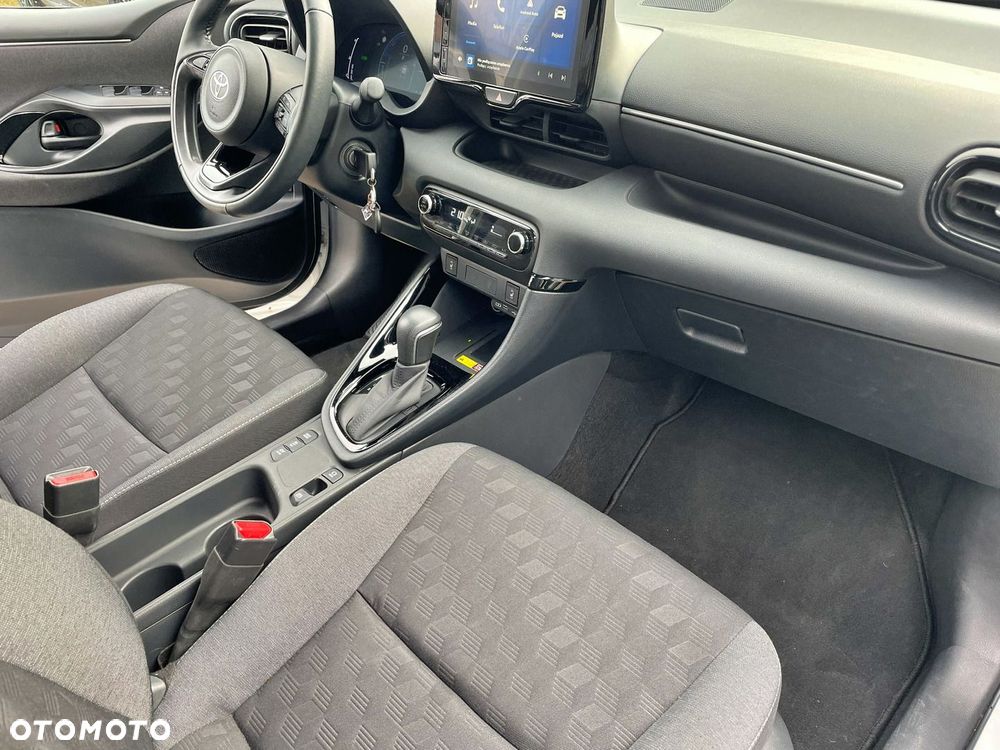 Toyota Yaris Hybrid 1.5 Style - 14