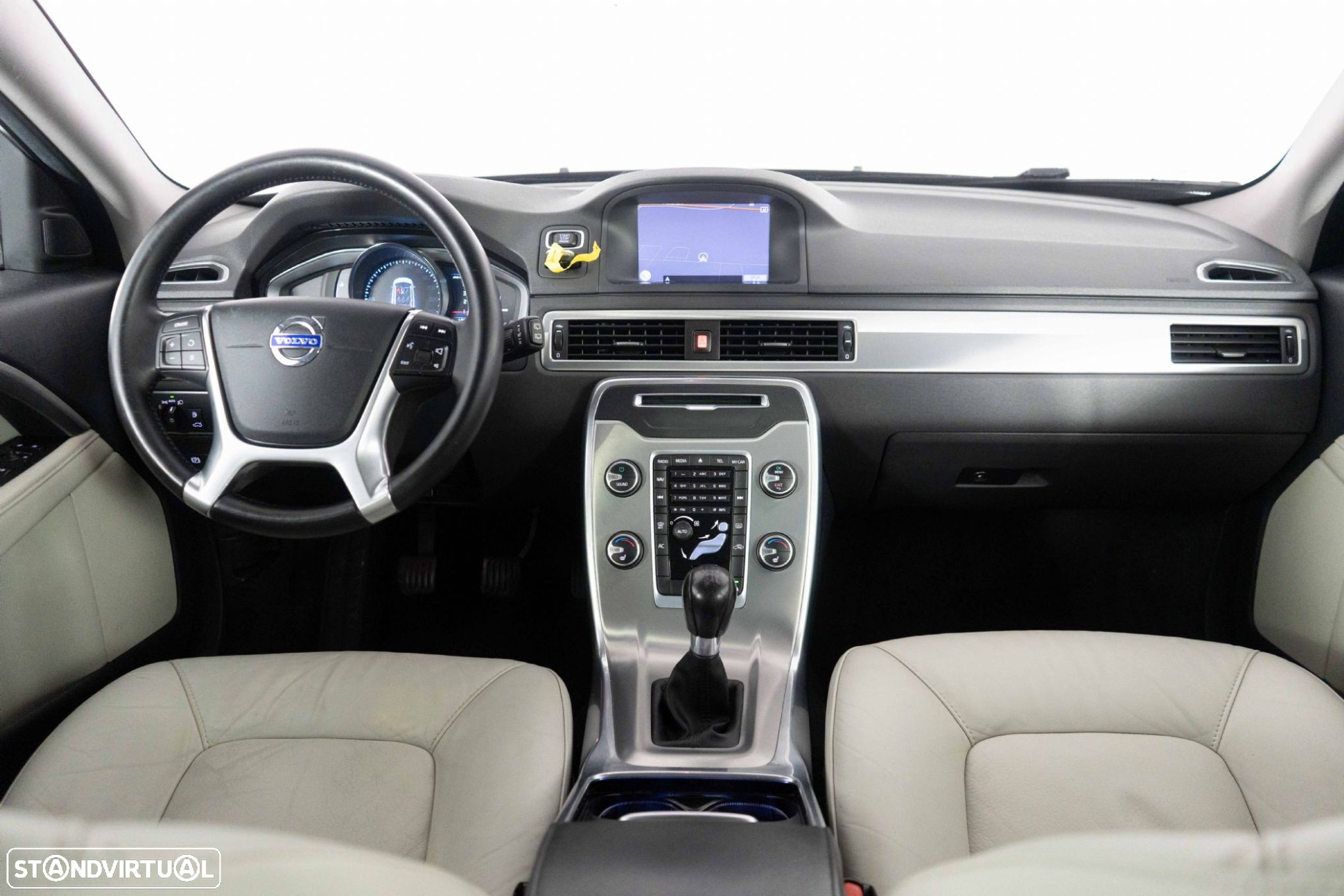 Volvo V70 1.6 D2 Drive Momentum Start/Stop - 19