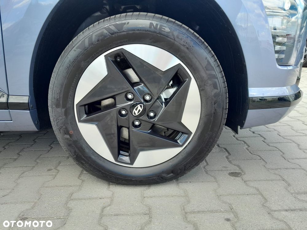 Hyundai Kona 65kWh Executive - 15