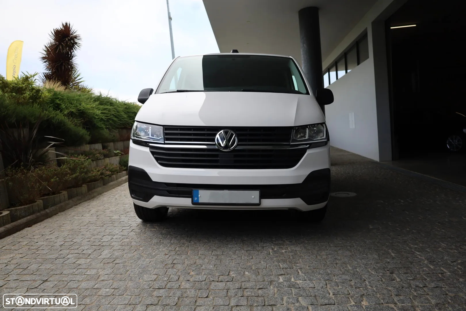 VW Transporter 2.0 TDI Business - 11