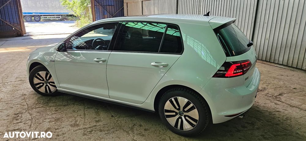 VOLKSWAGEN Golf 2015 — imagine 7