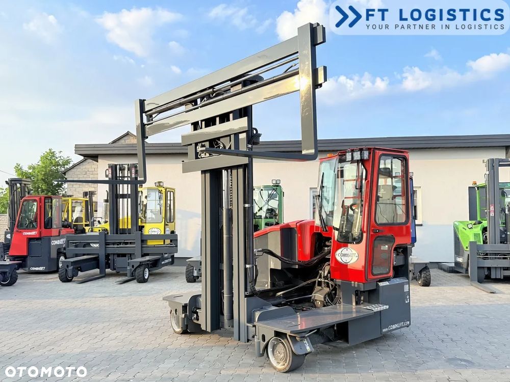 Combilift WÓZEK CZTEROKIERUNKOWY - WIELOKIERUNKOWY | COMBILIFT C4000ET | ELEKTRYCZNY | TRIPLEX  6900MM | SZEROKI 3600MM POZYCJONER WIDEŁ | WOLNY SKOK | JEDYNE 4673 MOTOGODZINY | NOWE OPONY | PO SERWISIE | STAN IDEALNY