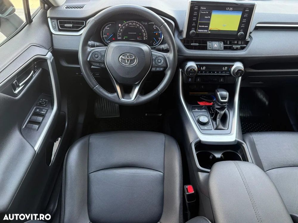 Toyota RAV4 2.5 VVT-iE 4x4 Luxury - 19