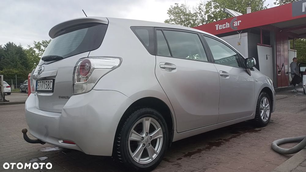 Toyota Verso 2.0 D-4D Luna - 4
