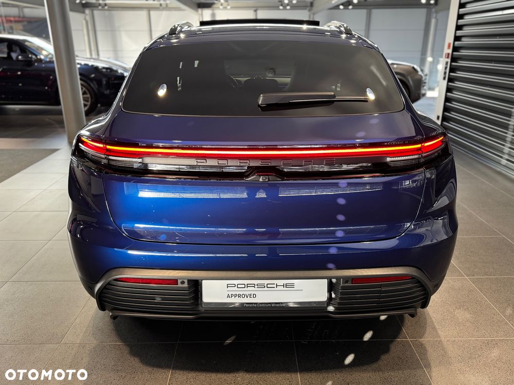 Porsche Macan - 11