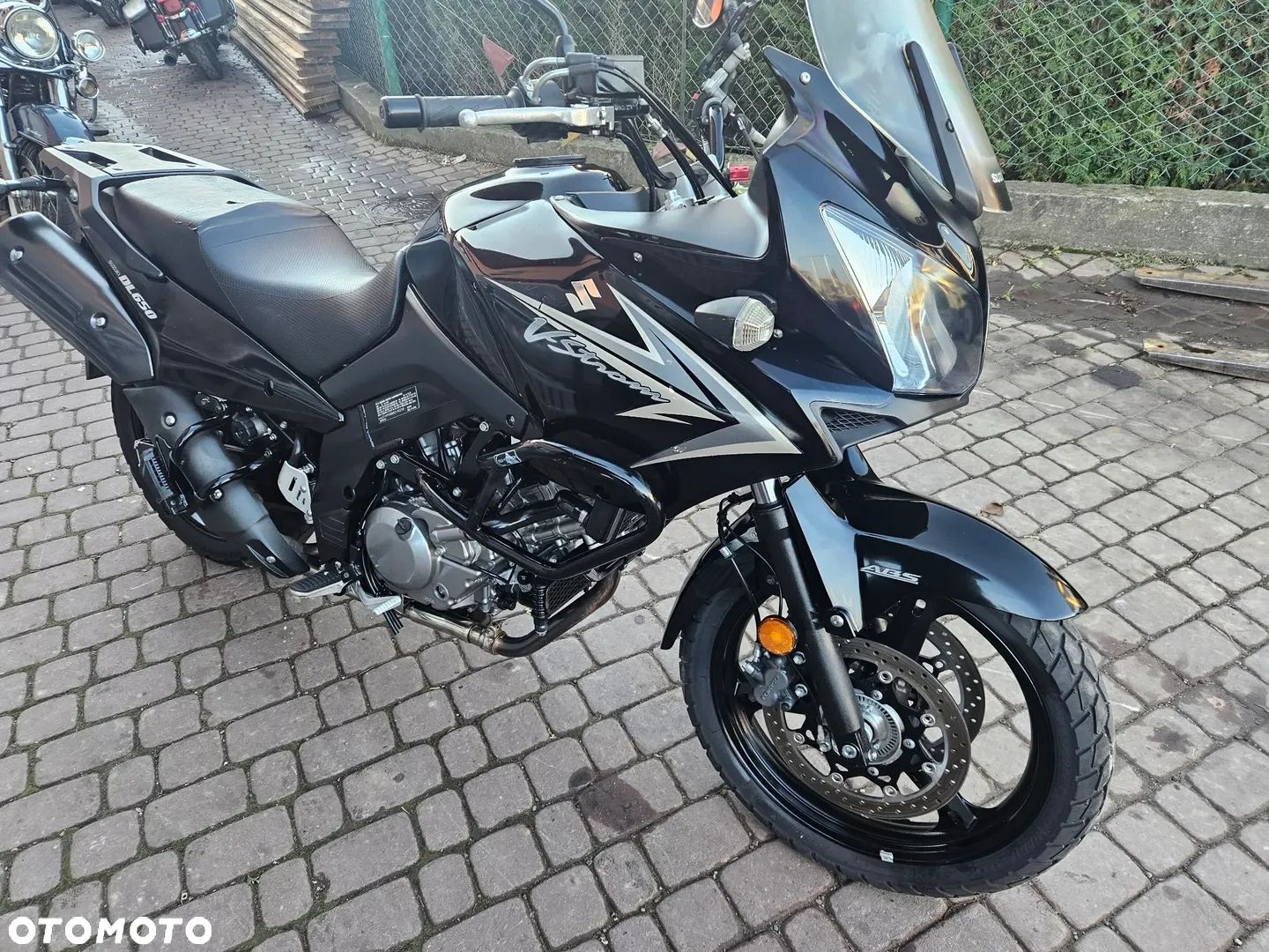 Suzuki DL - 1