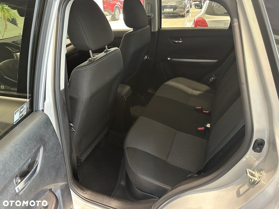 Suzuki Vitara - 6